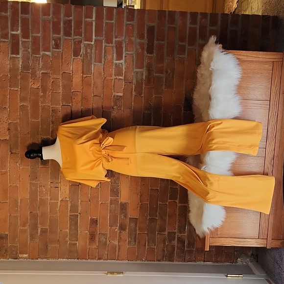 Tangerine belted jumpsuit - Picture 4 of 10